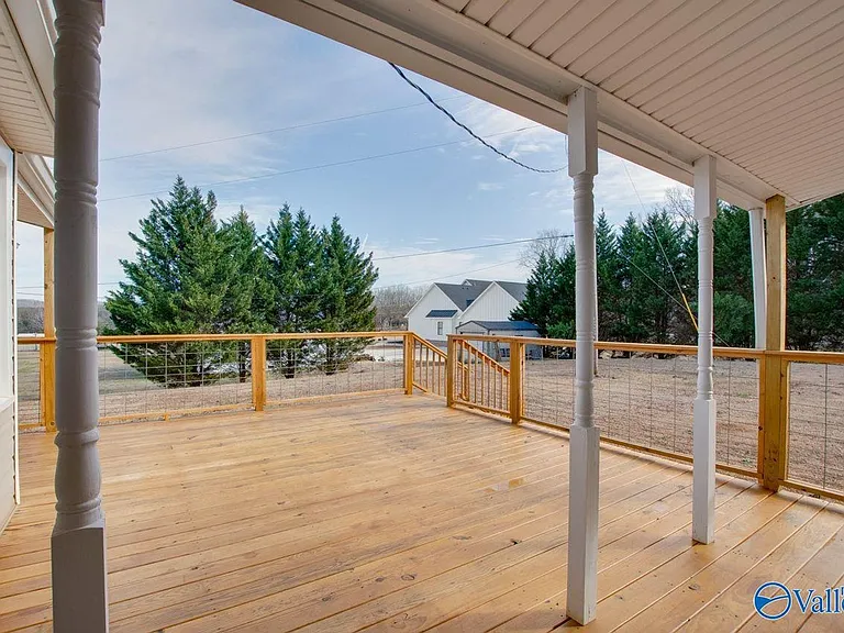 365 NE Morris Rd — Photo 15