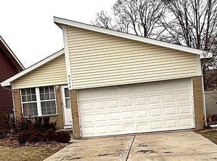 4340 Mayfair Ct, Country Club Hills, IL