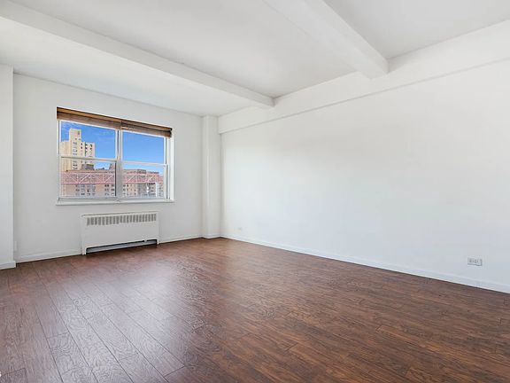 3rd image of 530 Grand St APT F7d