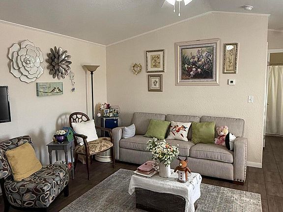 4th image of 7920 W GLENDALE Avenue #39