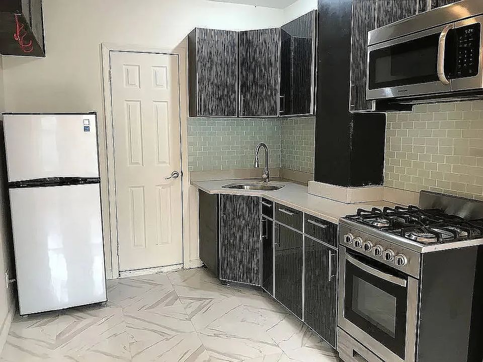 1st image of 534 E 14th St APT 6