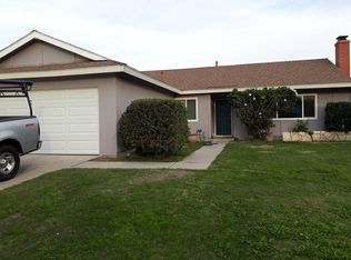 17812 Altamirano Ln, Huntington Beach, CA 92647