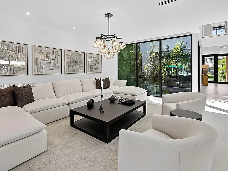 620 Solar Isle Dr — Photo 31
