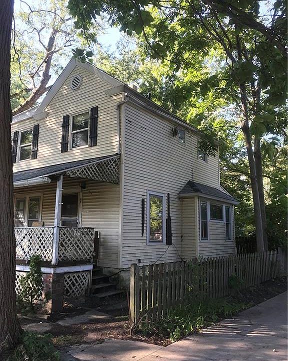 1st image of 7 Lesnick Ct