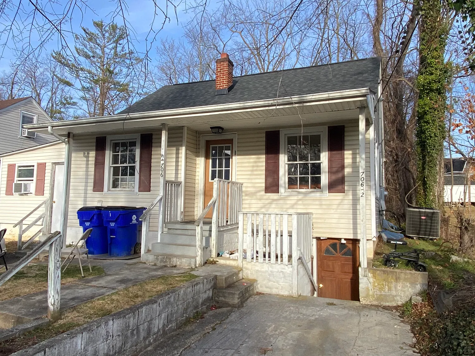 5 bed, 2250 sqft, $3,750 — Photo 2