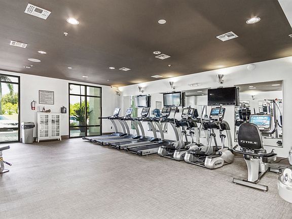 2nd image of 10475 Gandy Blvd N #3586054
