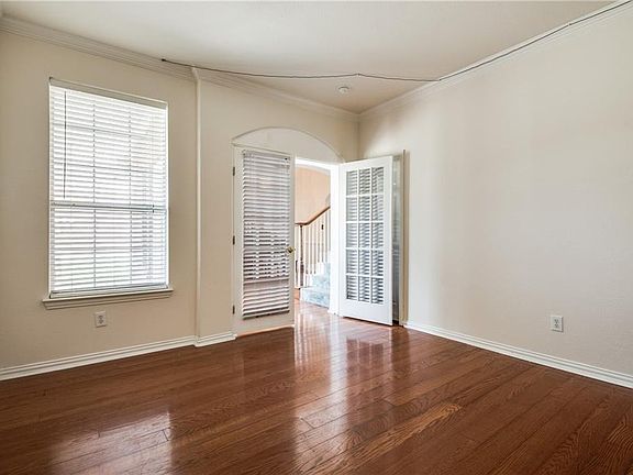 3rd image of 664 Campolina Dr