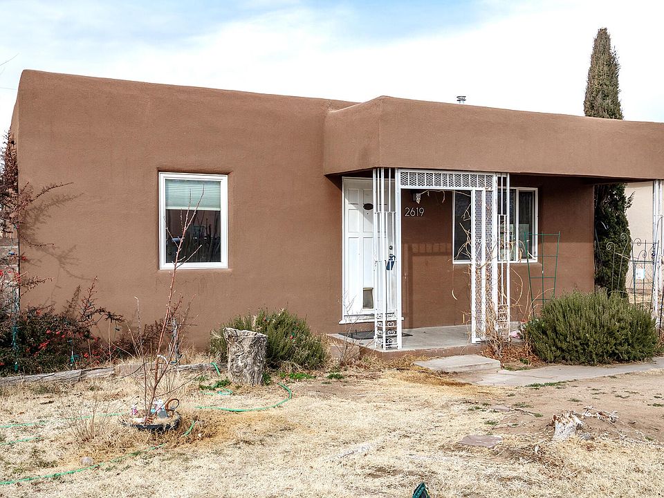 1st image of 2619 Sierra Dr NE