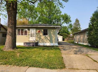 1585 Norledge Rd, Akron, OH 44305