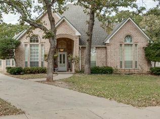 919 Ridge Ct, Keller, TX 76248