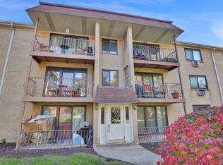 243 N Walnut St APT 2W, Bensenville, IL 60106
