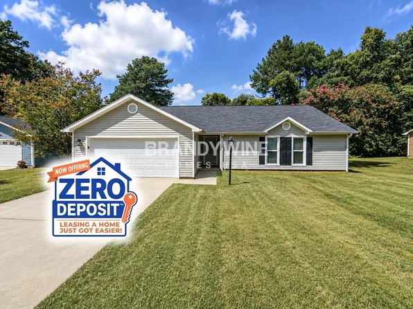 9040 Gardener Dr, Jonesboro, GA 30238