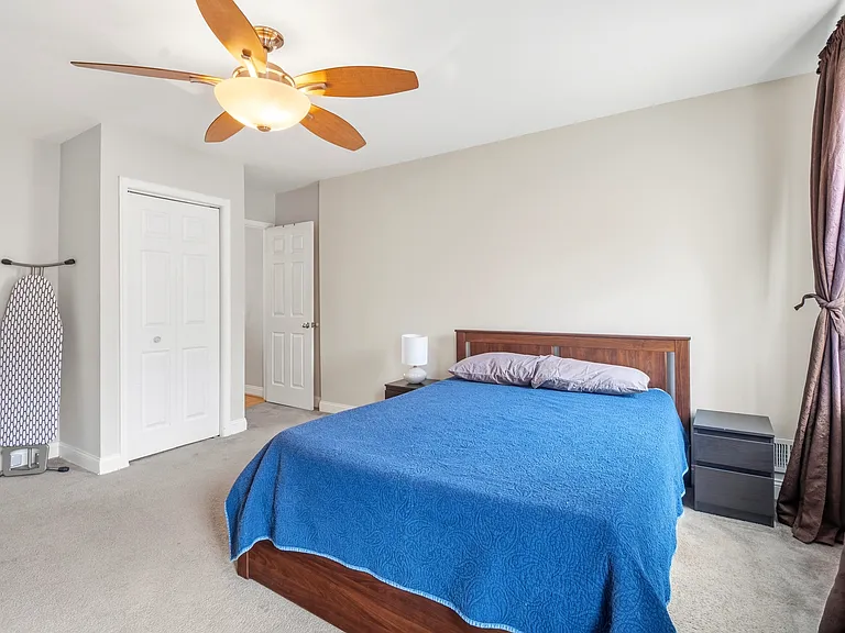 2040 Orleans St — Photo 11
