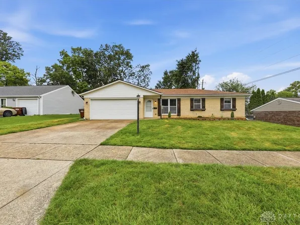 2268 Chapel Dr, Fairborn, OH 45324