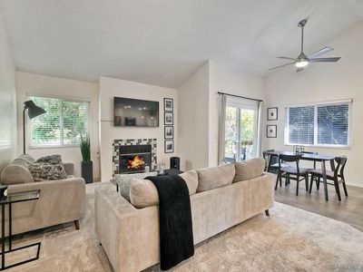 11251 Avenida De Los Lobos UNIT G, San Diego, CA, 92127