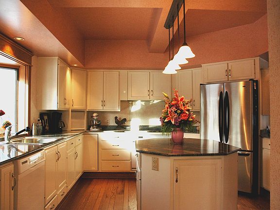 Gourmet Kitchen