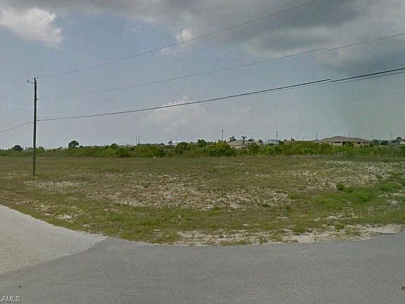 5th image of 801 NW 19th Ter
