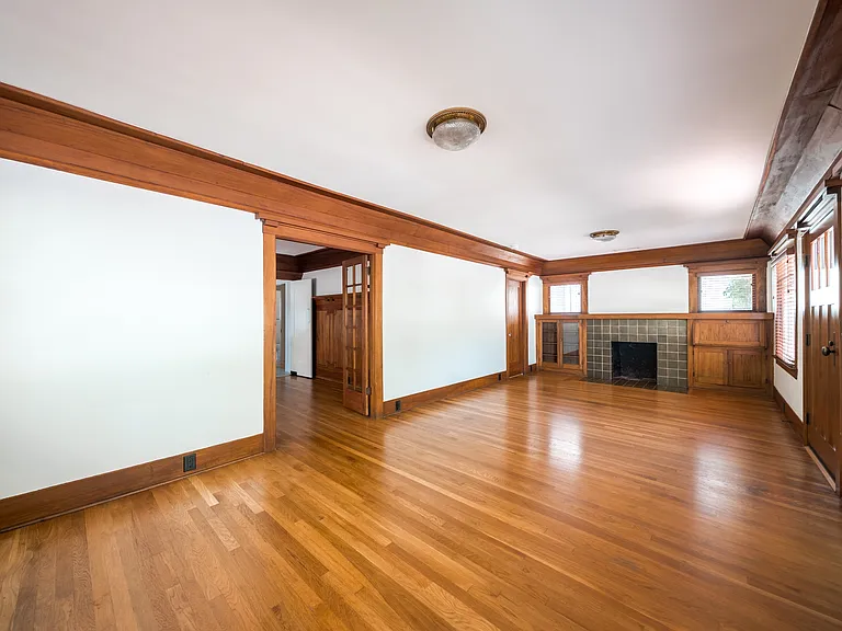 3924 Alameda Pl — Photo 3