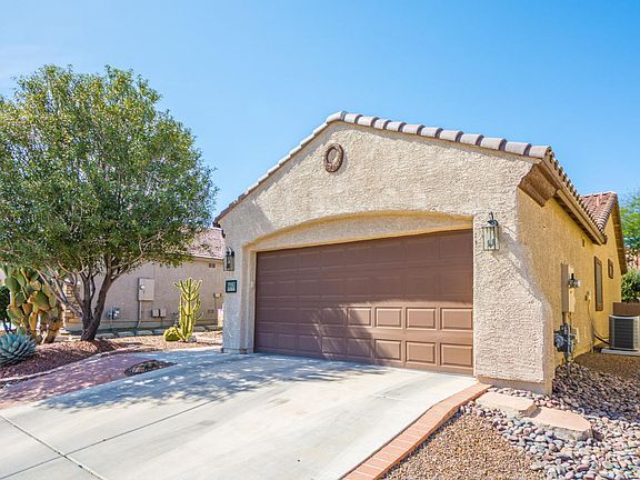 2nd image of 14164 S Via Del Farolito