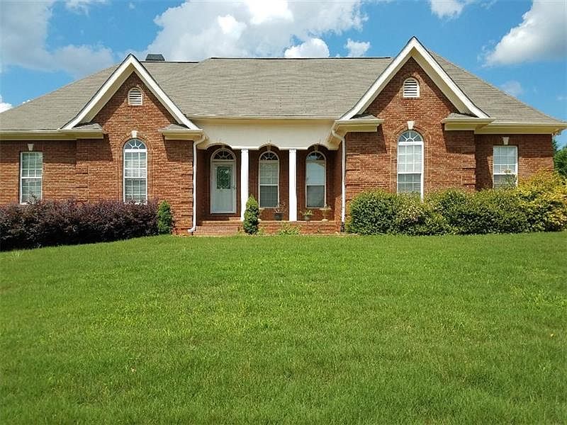 1st image of 2527 Oak Creek Ln