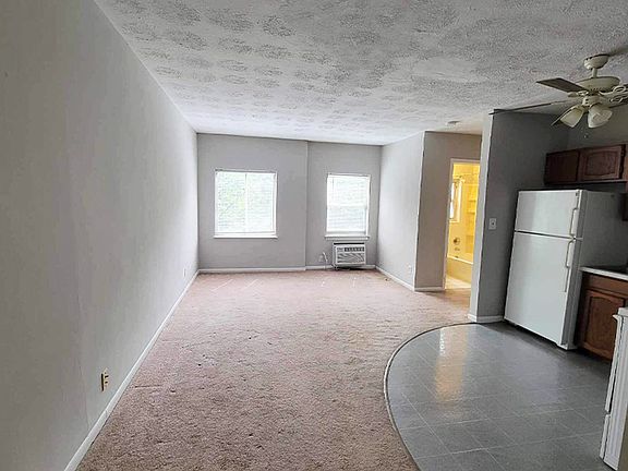 2nd image of 332 Ludlow Ave #3405-315