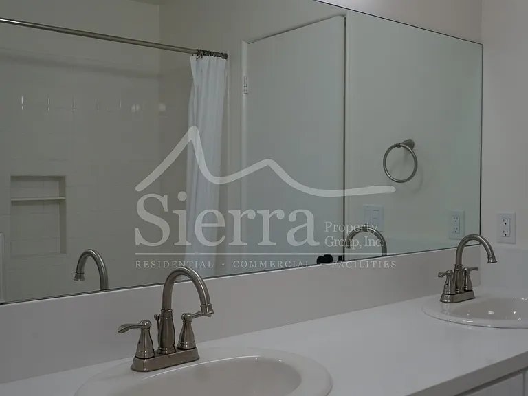 1623 Garden St #1 — Photo 5