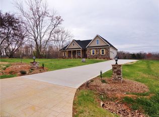 8511 Richardsonwood Rd, Browns Summit, NC 27214