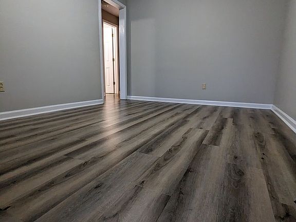 4th image of 3130 Ash St #1