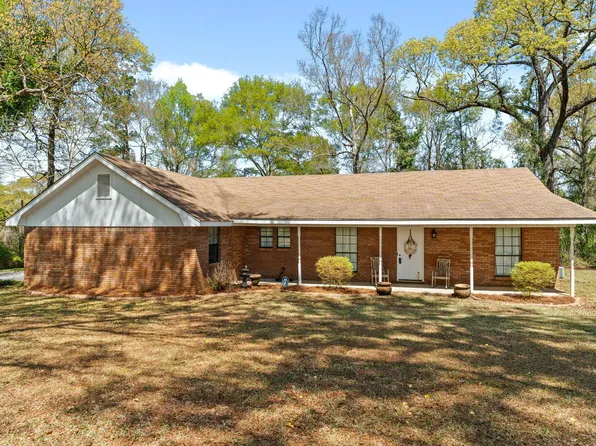 1072 Eatonville Rd, Hattiesburg, MS 39401