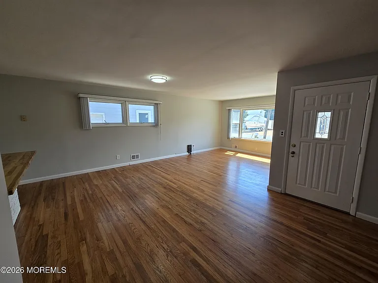 106 E Granada Dr — Photo 7