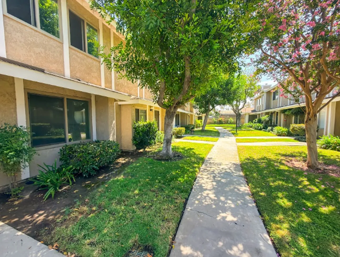 15224 Shadybend Dr # 38 — Photo 3