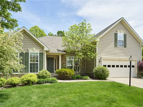 3563 Saint Andrews Ln, Richfield, OH 44286