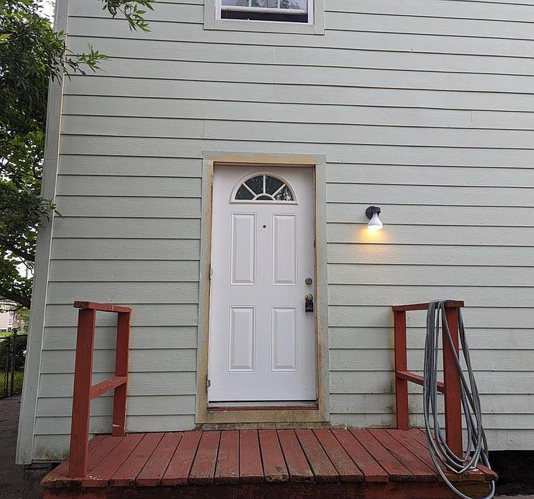 1st image of 4901 Avenue O 1/2