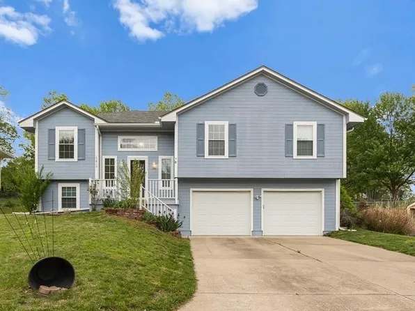 15810 E 2nd St S, Independence, MO 64050