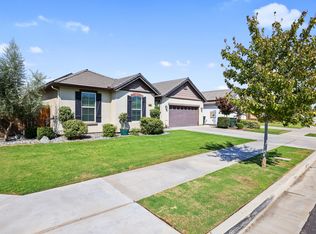 6438 W Perez Ave, Visalia, CA 93291