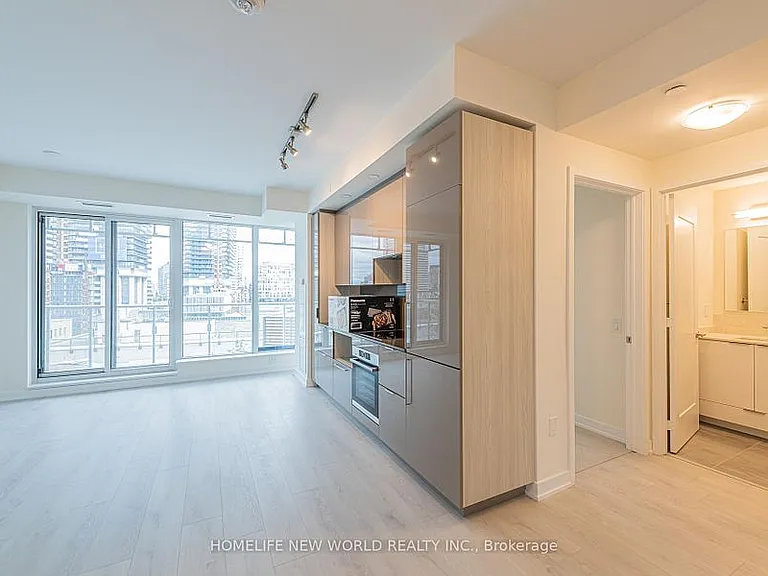 28 Freeland St #808 — Photo 33