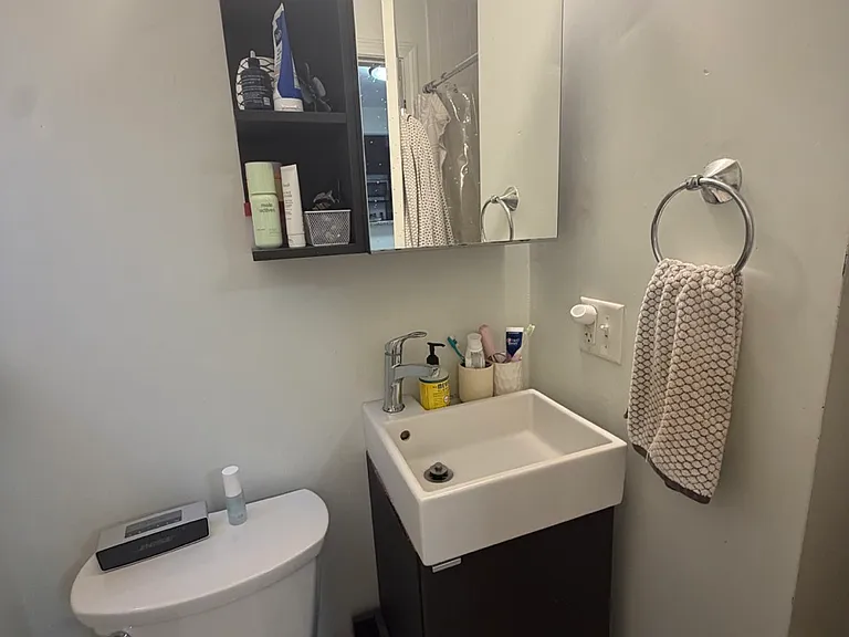 35 N Margin St #4 — Photo 14