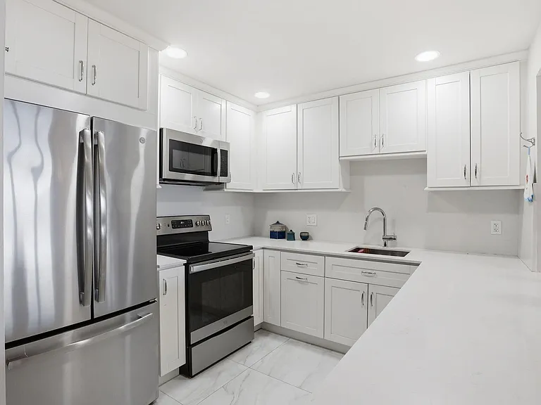 1516 S Lakeside Dr #103 — Photo 13