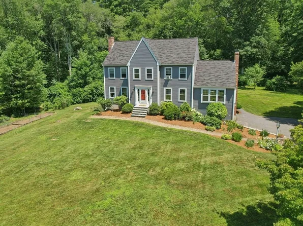 10 Sadler Rd, Upton, MA 01568