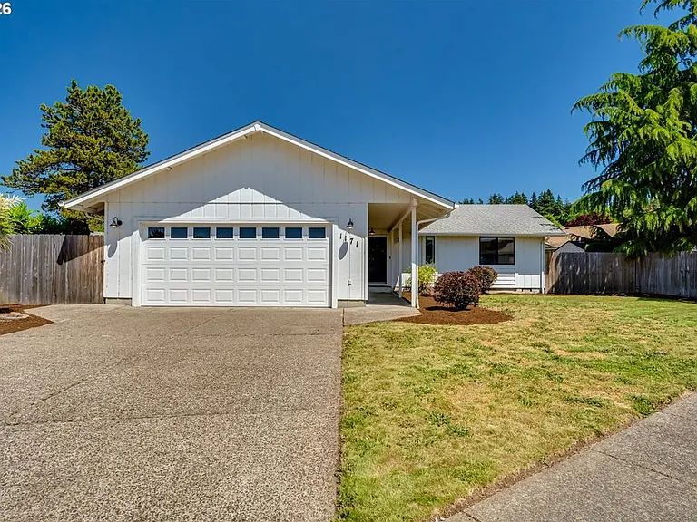 1171 Valley Butte Dr — Photo 2