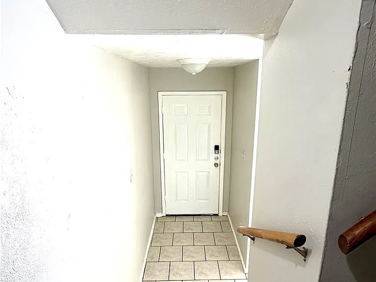 2406 Blanco Dr #D — Photo 22