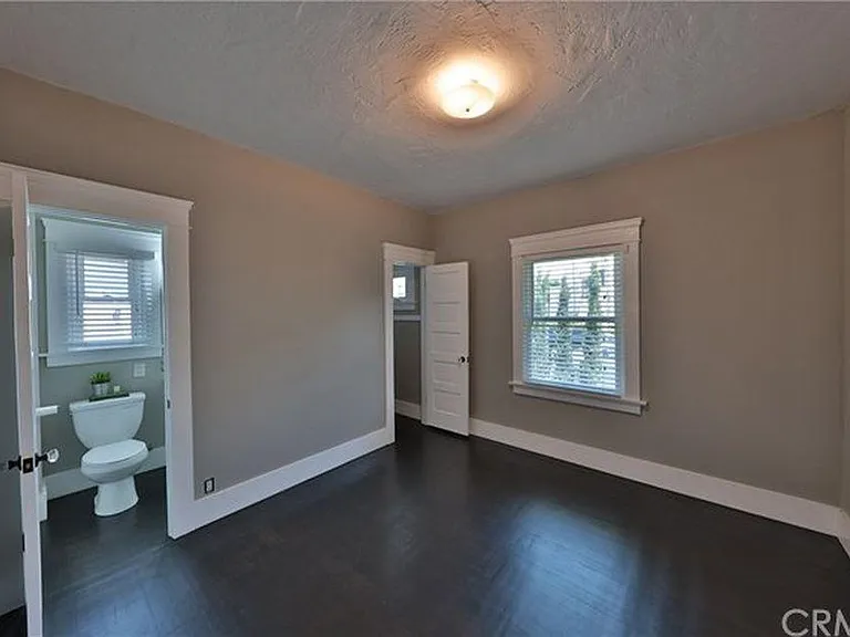 449 Walnut Ave — Photo 13