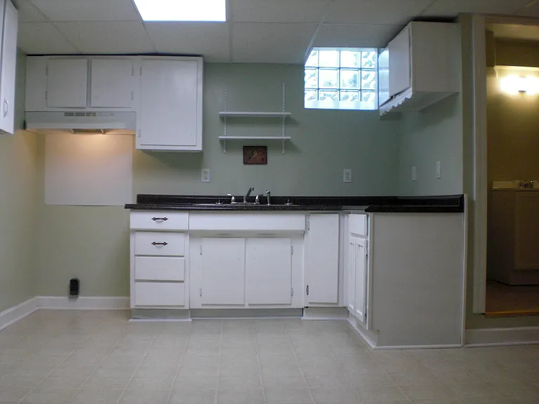 427 Rosebank Ave #C — Photo 7