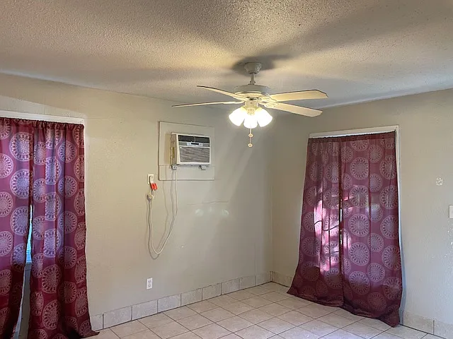 2 bed, 640 sqft, $950 — Photo 4