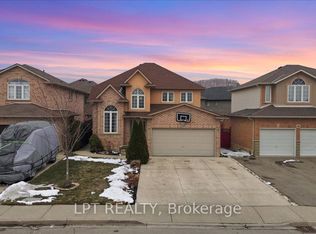 48 Nashville Cir, Hamilton, ON L8G5H2