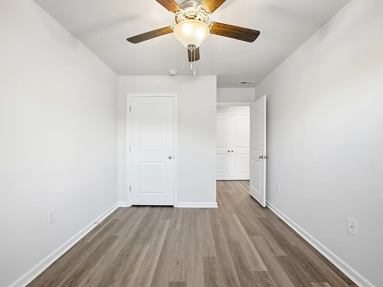 604 Golden Resin Rd — Photo 15