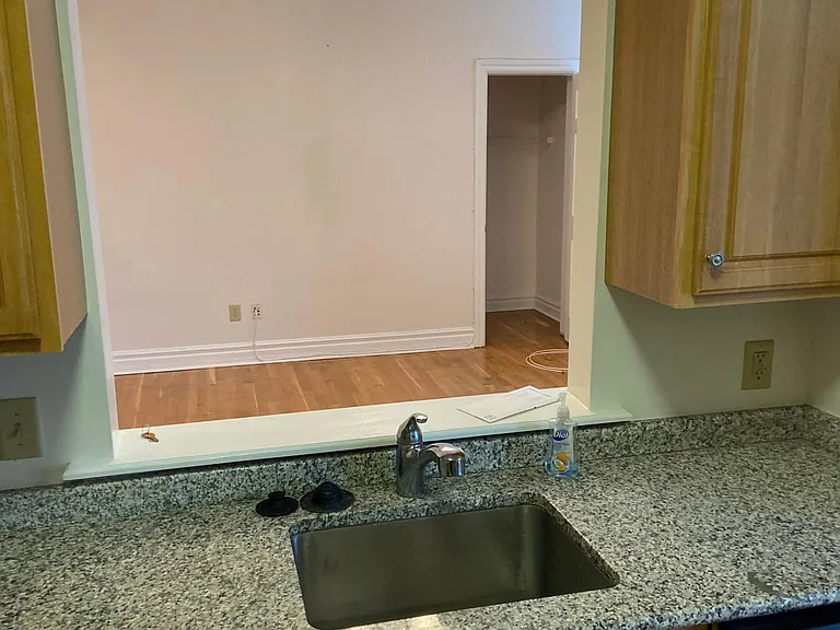 218 E Hector St #3 — Photo 3