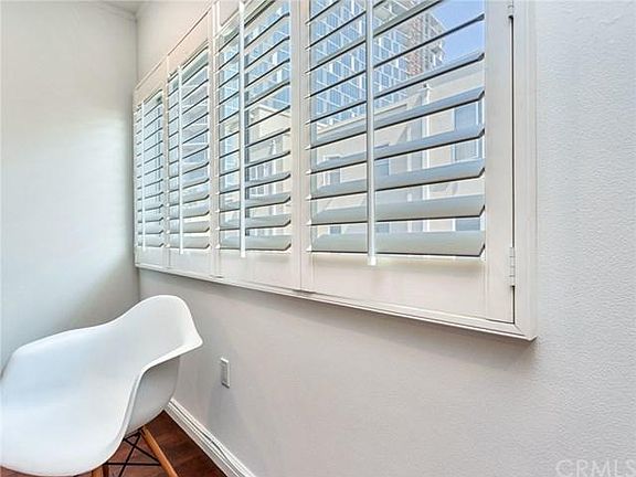 5th image of 2864 Sunset Pl APT 405