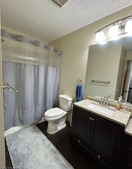 45 Burlington Ct — Photo 10