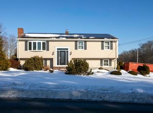 795 Old Warren Rd, Swansea, MA 02777